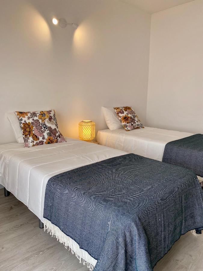 White Downtown Appartement
