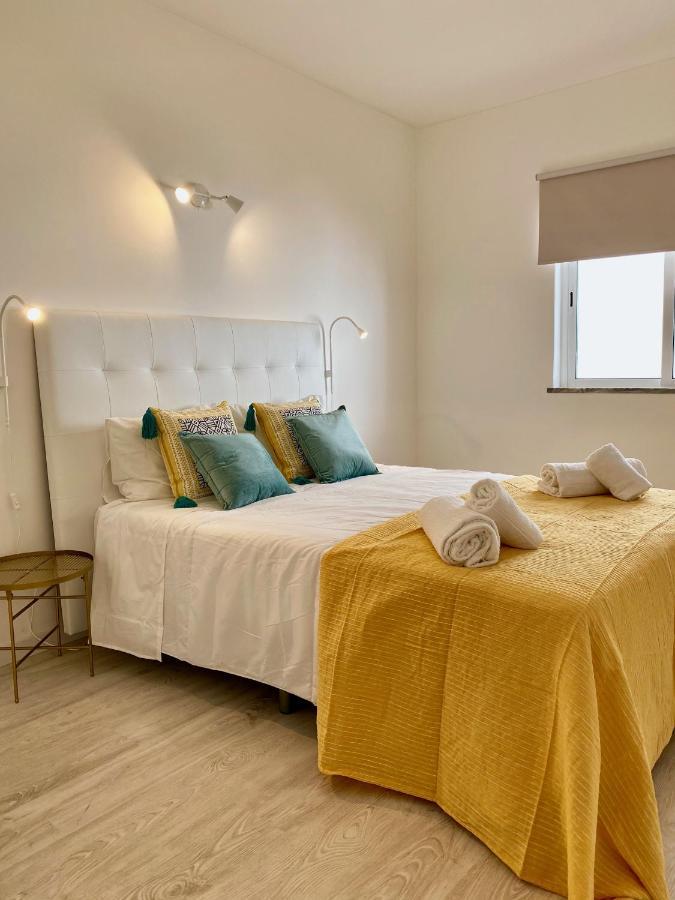 Apartment White Downtown