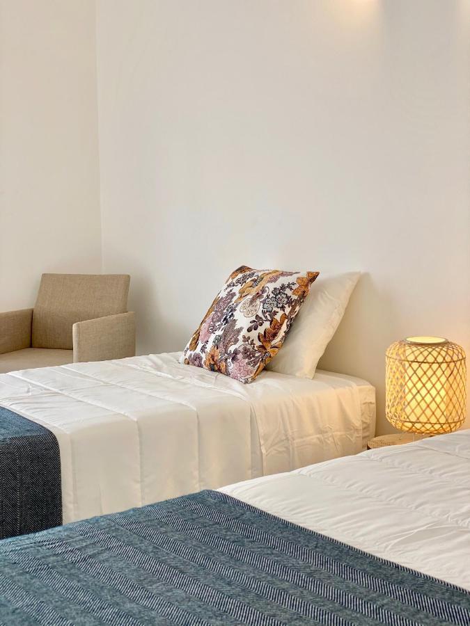 Apartment White Downtown *